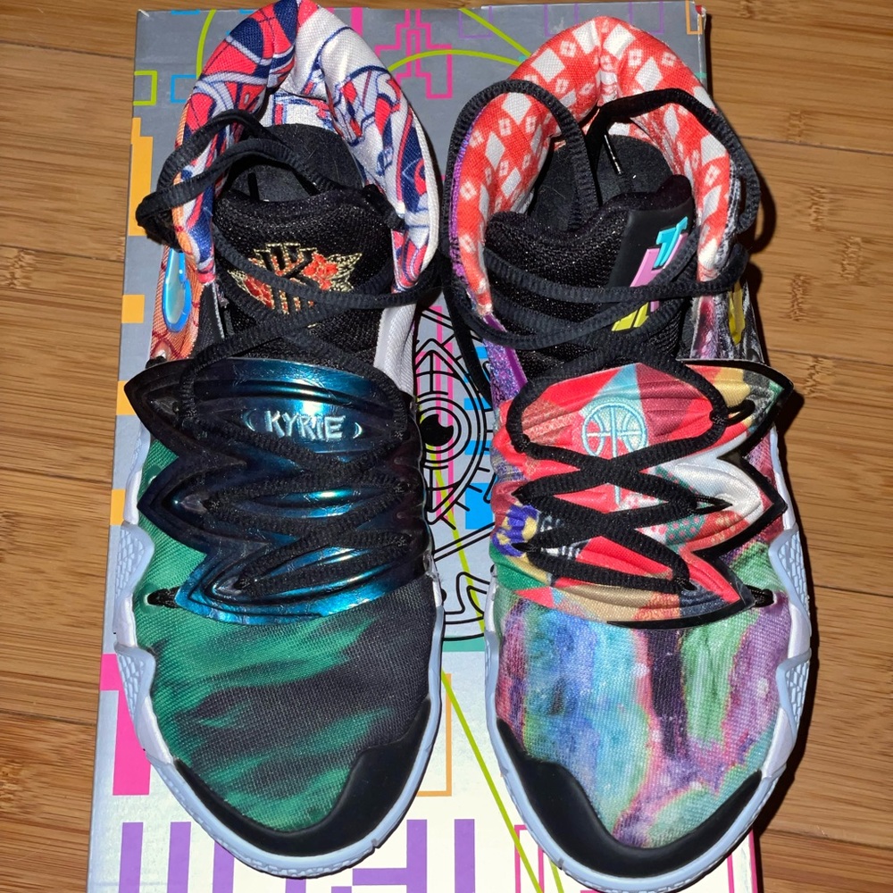Nike KYBRID S2
